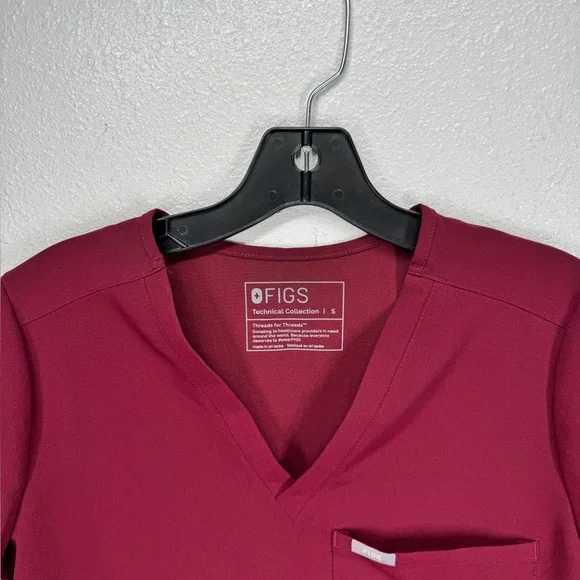 FIGS Catarina Technical Collection Scrub Top Short Sleeve Small Maroon FW1000 - Picture 2 of 7